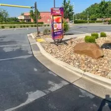 Taco bell Drive Thru Cleaning 0